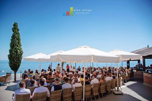 nerja wedding ceremony (16) cochrans terrace 
