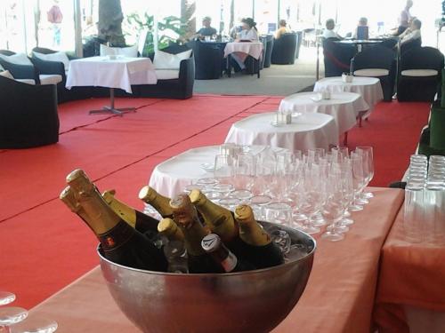 nerja wedding balcon de europa drinks reception (4)